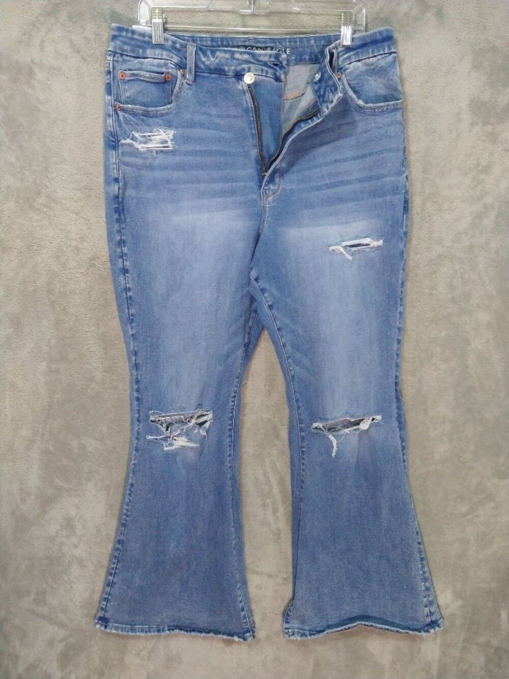 American Eagle Curvy Super High Rise Flare Jeans Womens 18 Light Wash Ripped